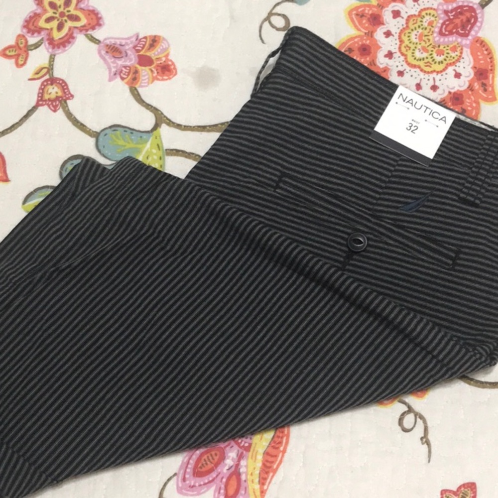 Men’s Nautica flat front shorts 32 waist brand new with tags